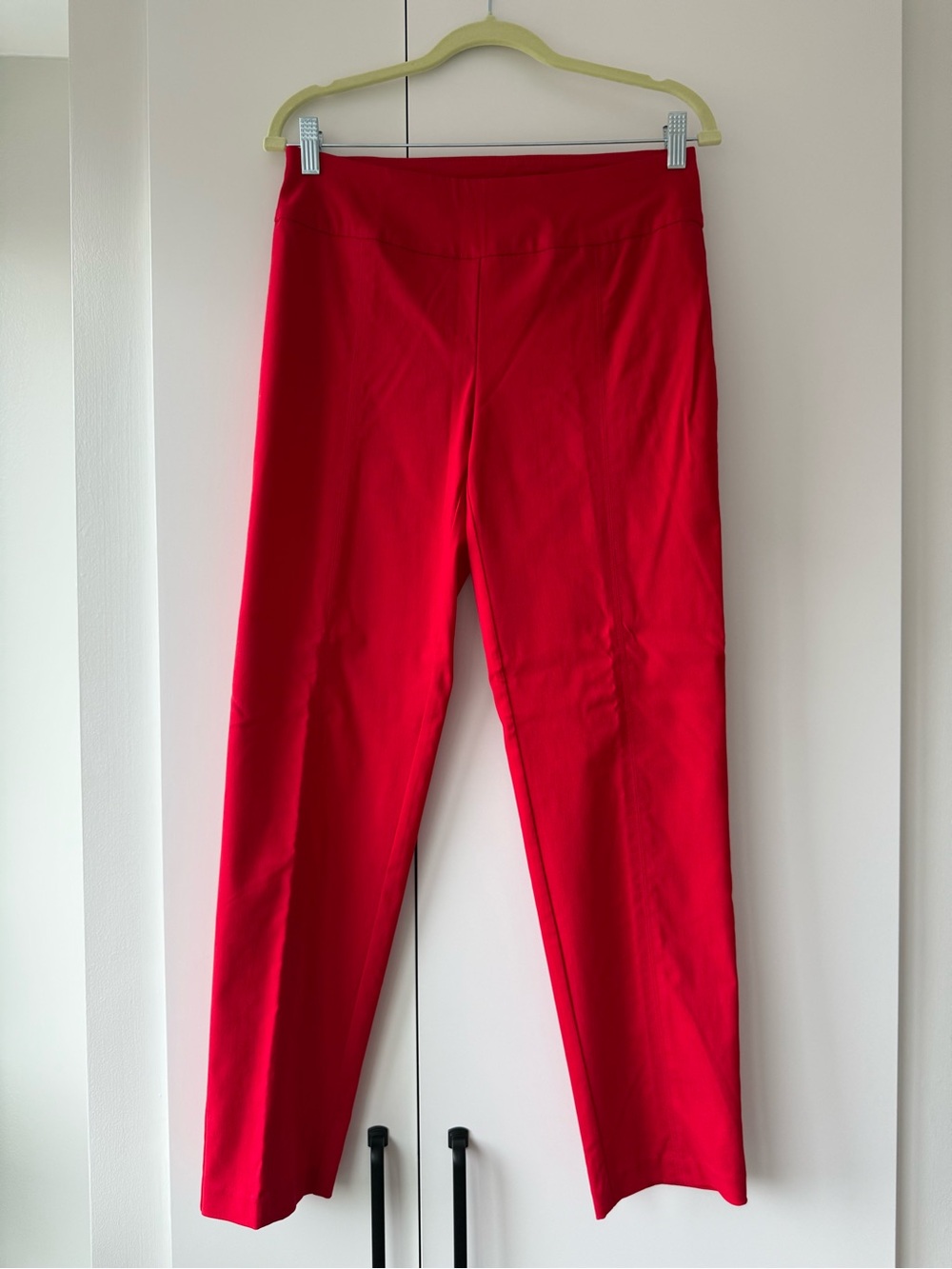 Zac & Rachel Bright Red Straight-Leg Pants - size 8